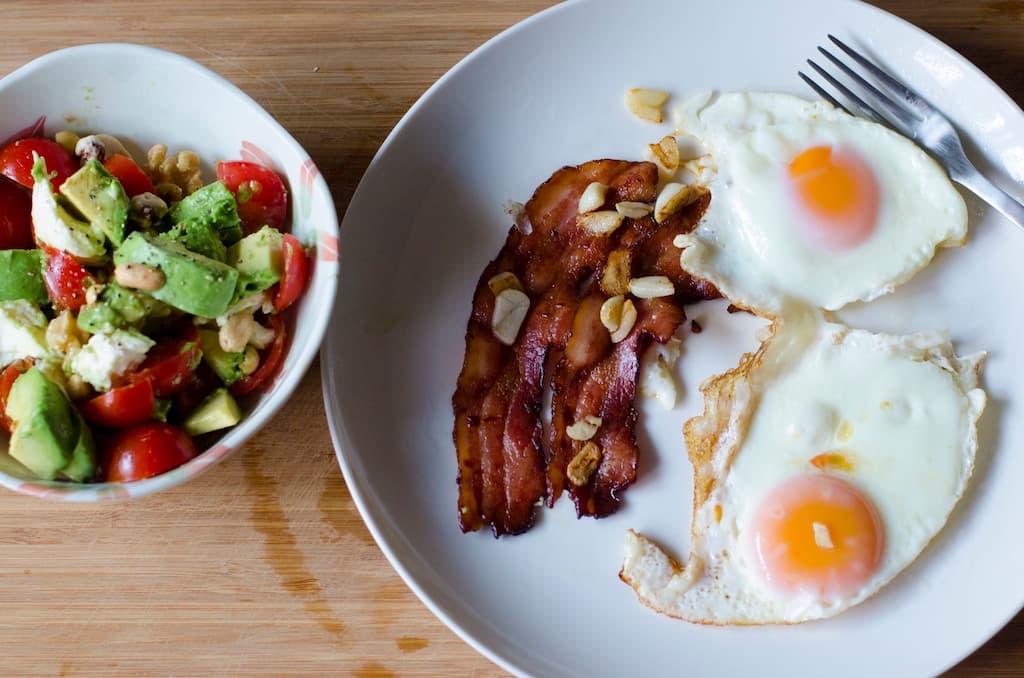 Dieta keto - Abacate e bacon
